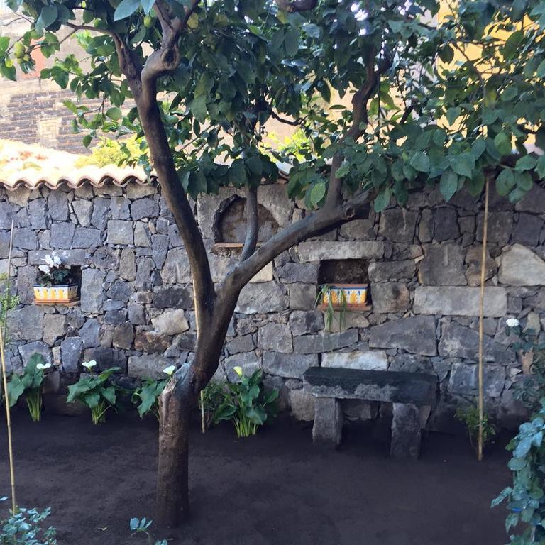 Casa Vacanza Cleo Катания Экстерьер фото